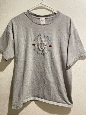 VTG mid 90’s/Y2K Wisconsin Dells embroidered "Bite Me" Tourist T-Shirt Medium